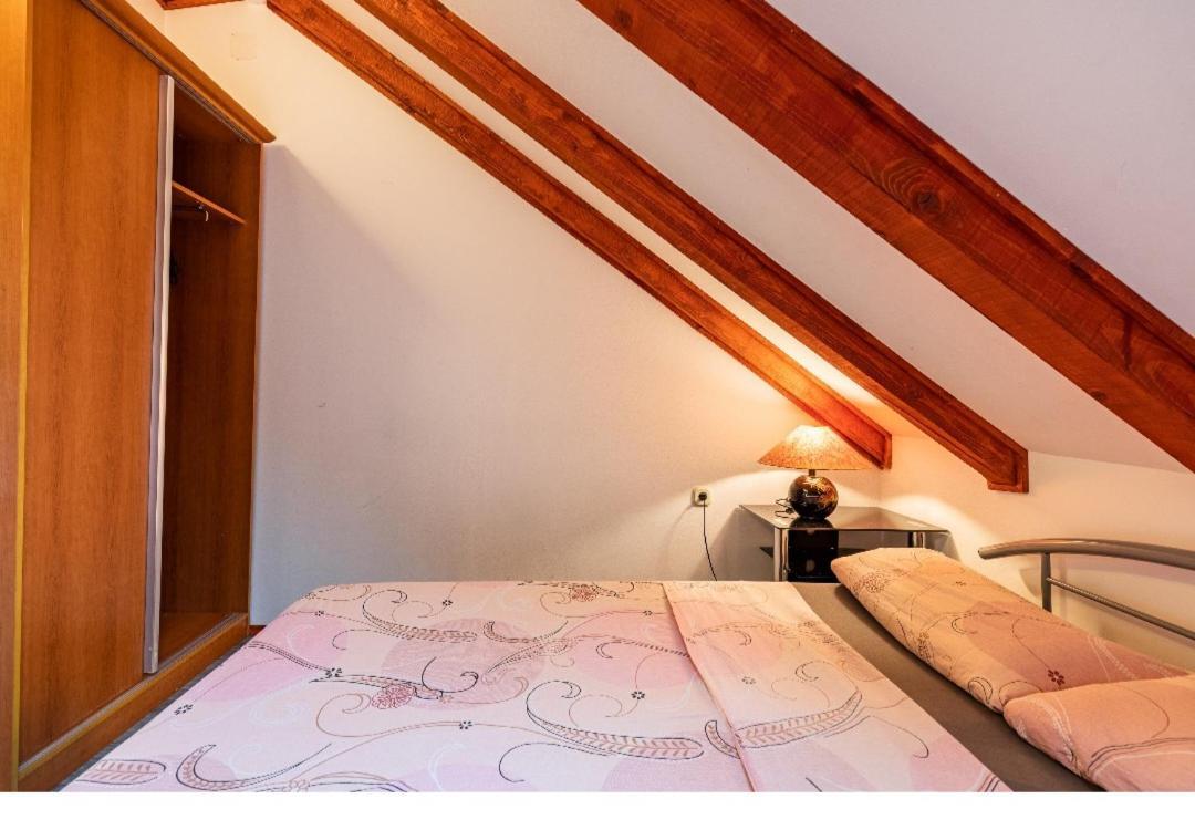 Villa Angie Old Town With Jacuzzi スプリト エクステリア 写真