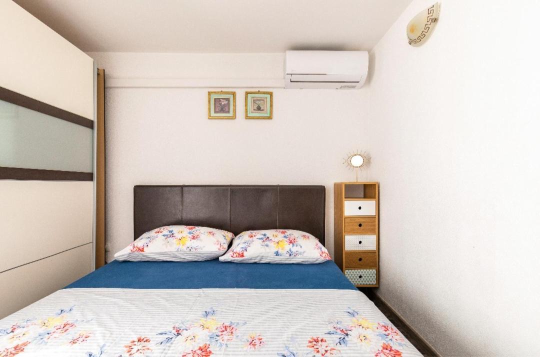 Villa Angie Old Town With Jacuzzi スプリト エクステリア 写真