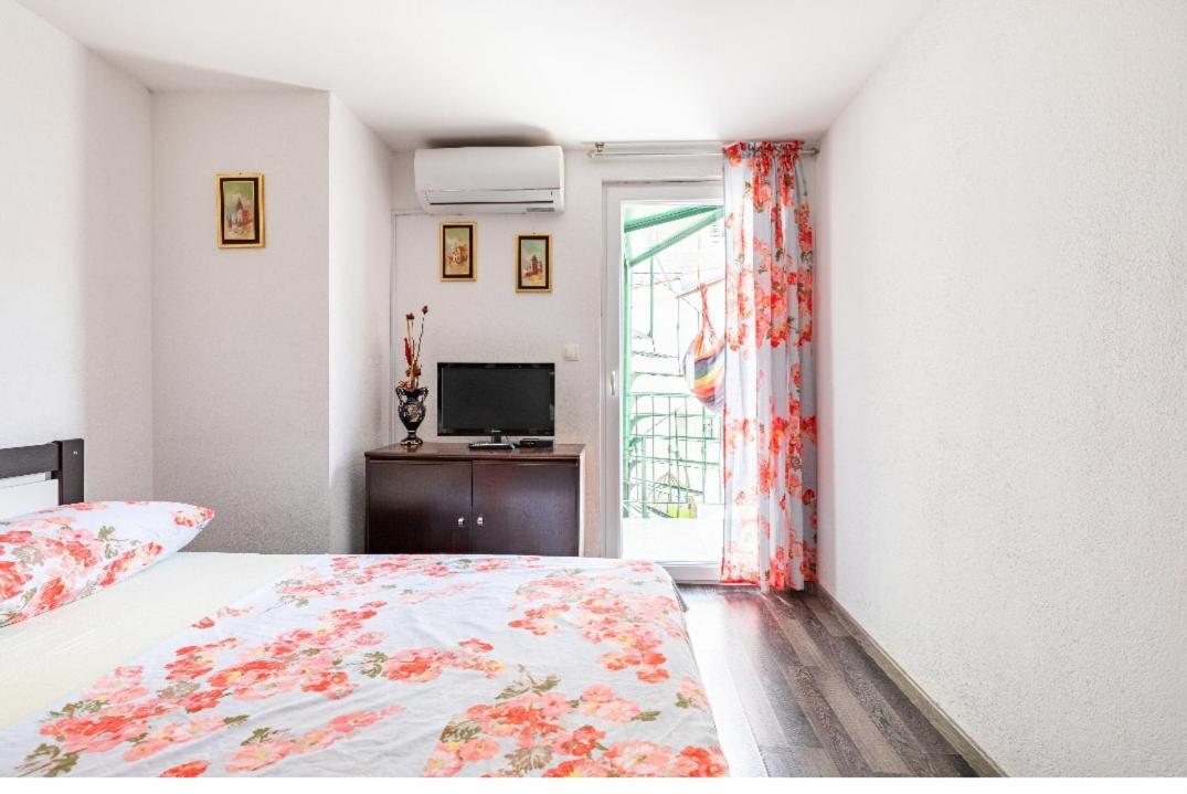 Villa Angie Old Town With Jacuzzi スプリト エクステリア 写真