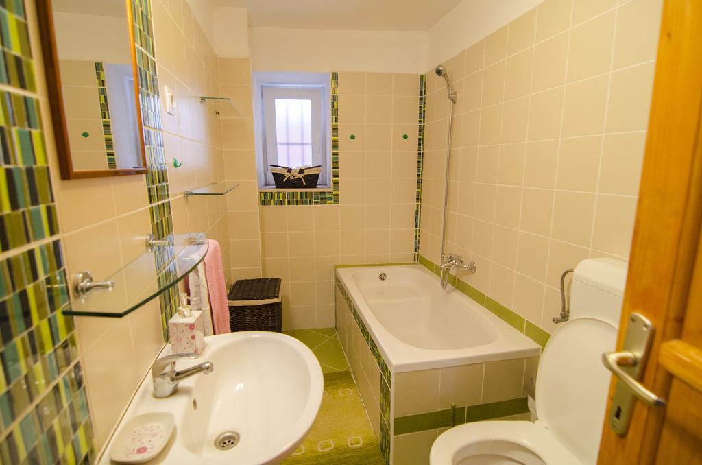 Villa Angie Old Town With Jacuzzi スプリト エクステリア 写真